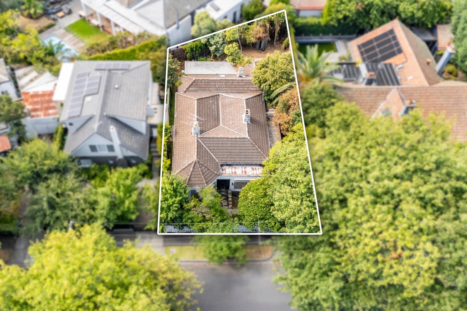 1 Linda Crescent, Hawthorn - Thumbnail 2