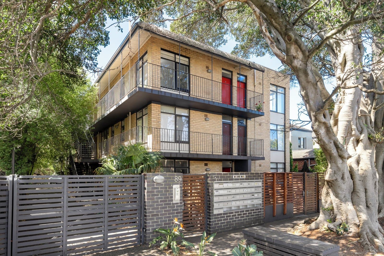 8/89 Denham Street, Hawthorn - Image 1