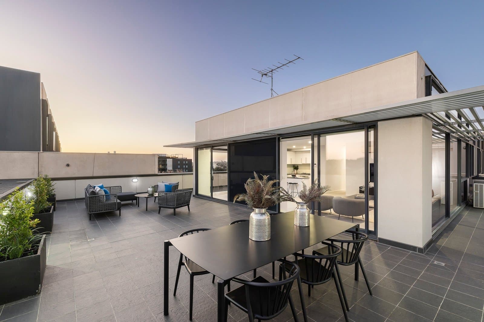406/2A Montrose Place, Hawthorn East - Image 1