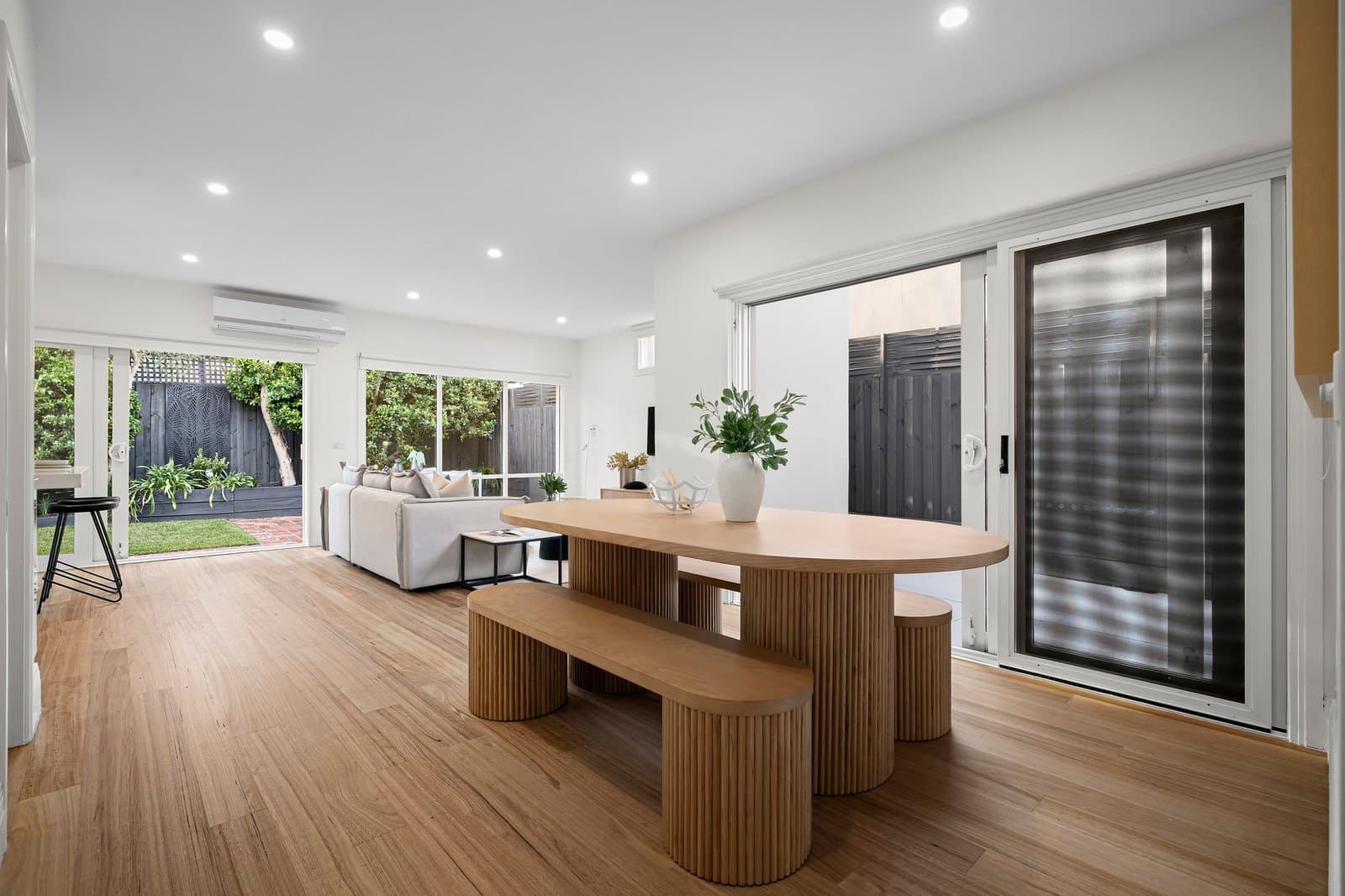 6 Clifton Grove, Hawthorn East - Thumbnail 4