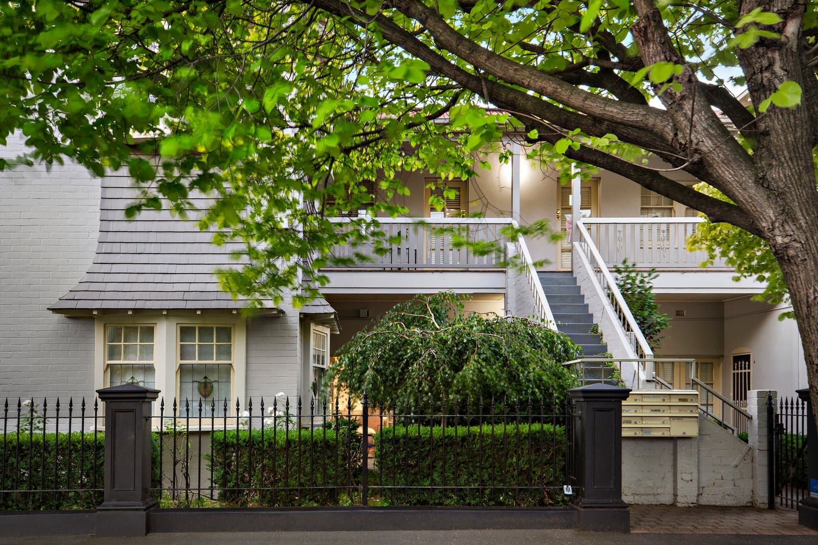Residence 3 56 St Vincent Place, Albert Park - Image 1
