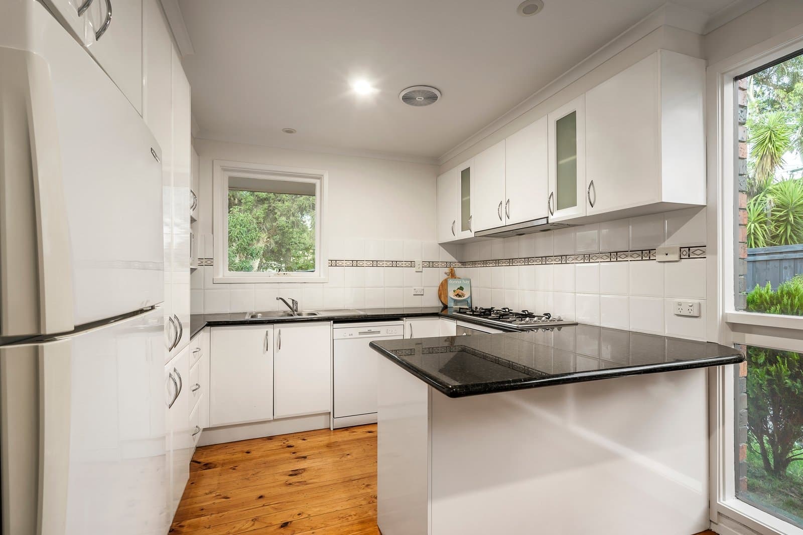 1/17 Cecil Street, Kew - Thumbnail 4