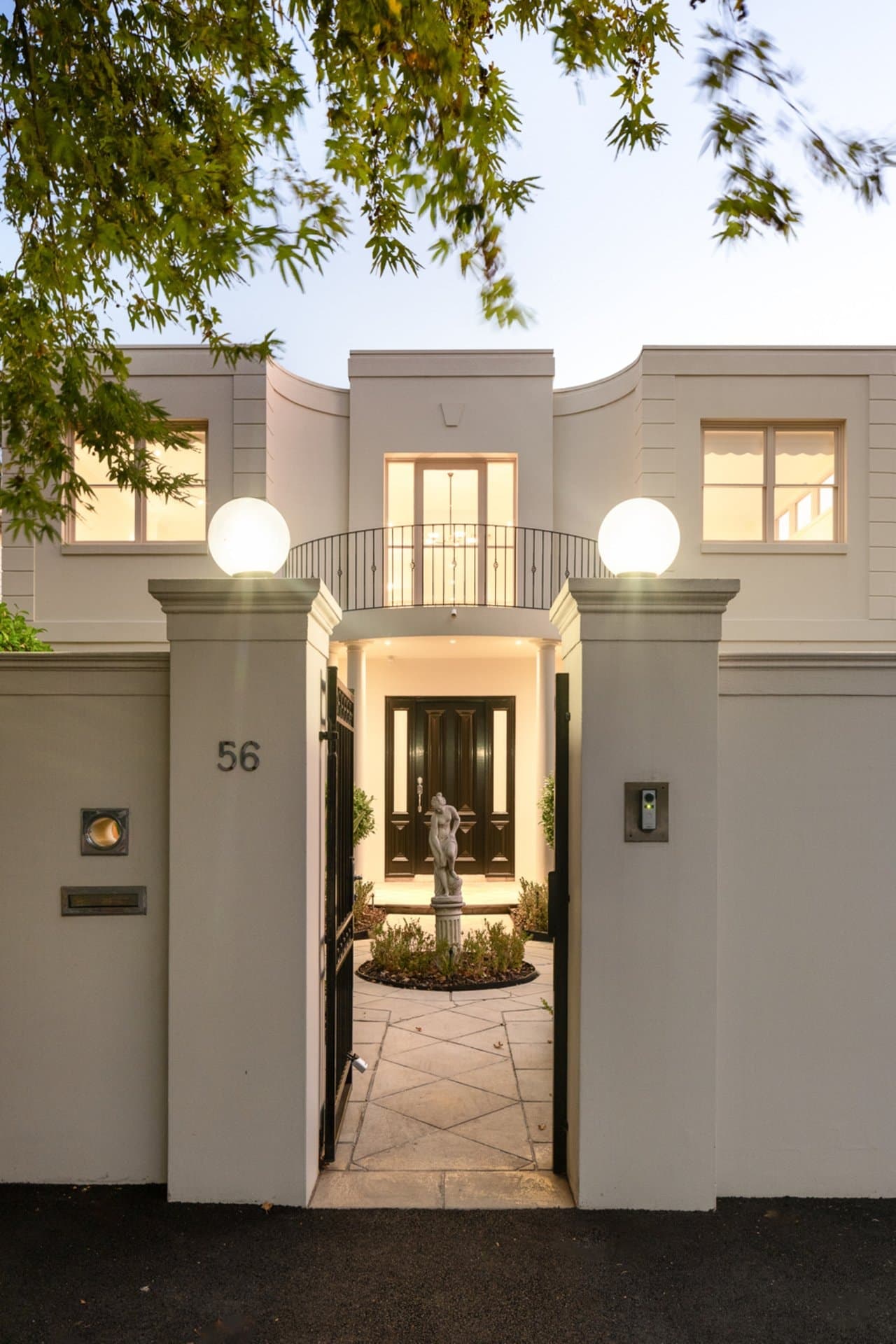 56 Martin Street, Brighton - Thumbnail 2