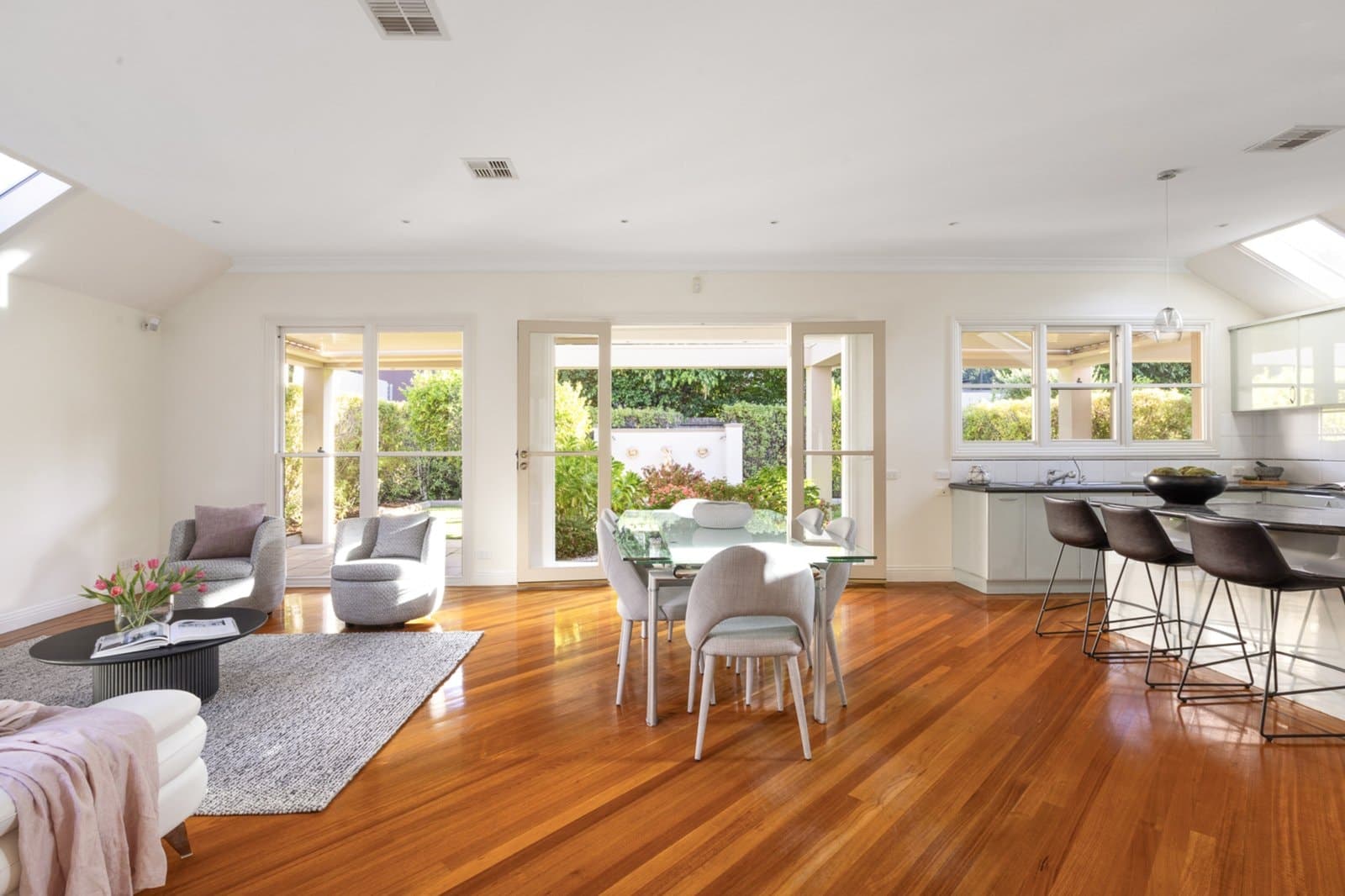 56 Martin Street, Brighton - Thumbnail 7