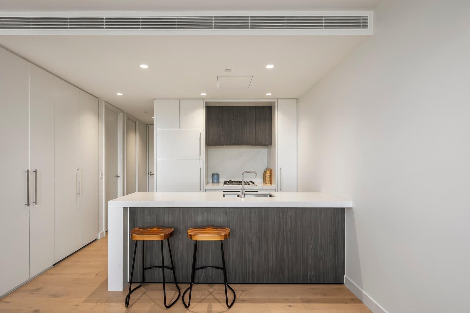 202/585 Burke Road, Camberwell - Thumbnail 4