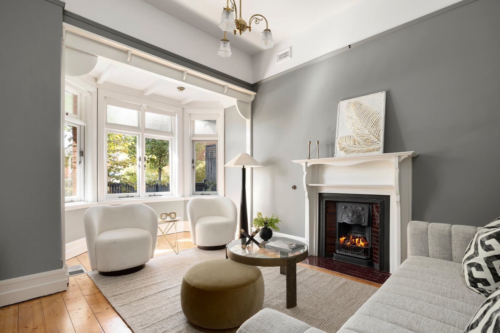 1 Highbury Grove, Kew - Thumbnail 2