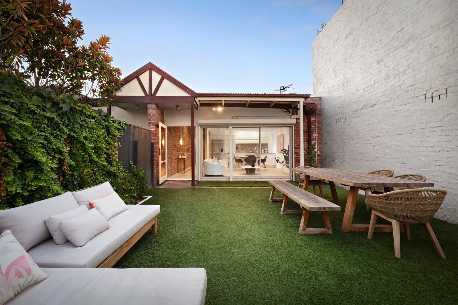 94b Pickles Street, South Melbourne - Thumbnail 2
