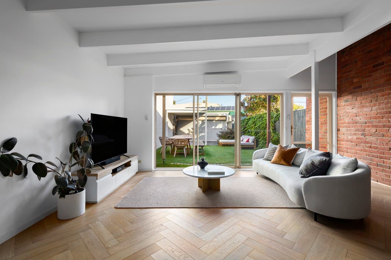 94b Pickles Street, South Melbourne - Thumbnail 4