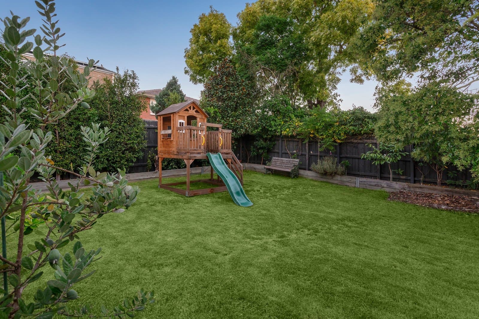 22 Jolie Vue Road, Balwyn North - Thumbnail 6