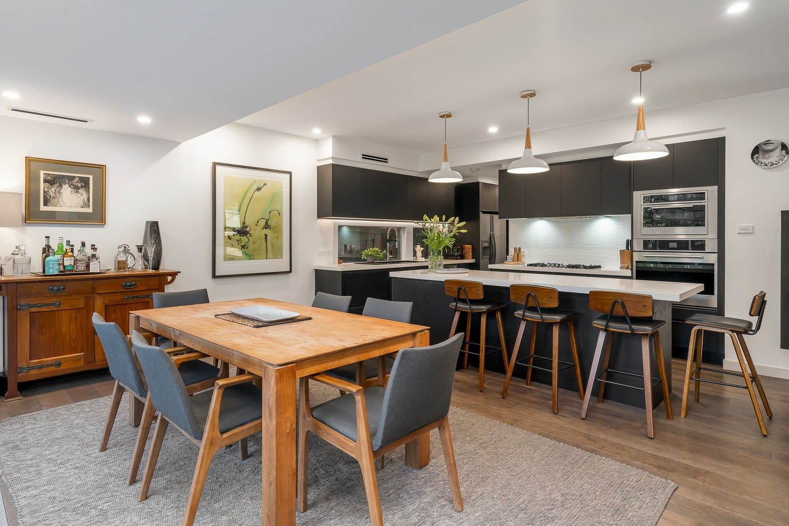 1 Allie Street, Surrey Hills - Thumbnail 6