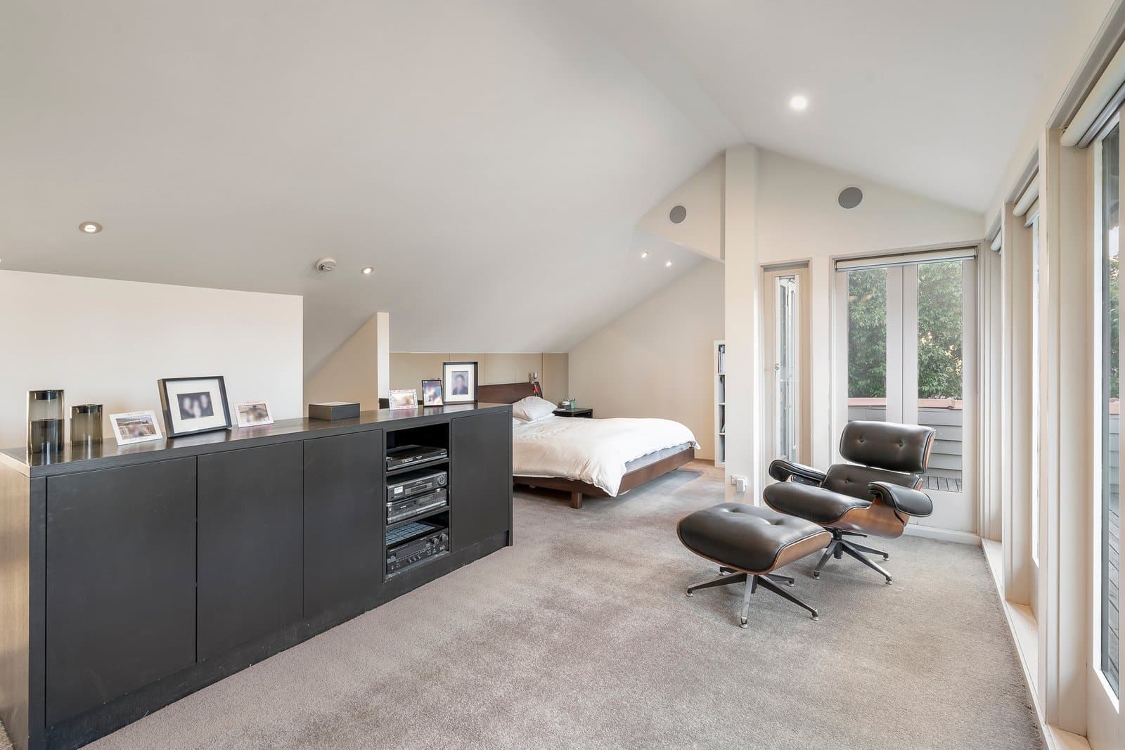 1 Allie Street, Surrey Hills - Thumbnail 7