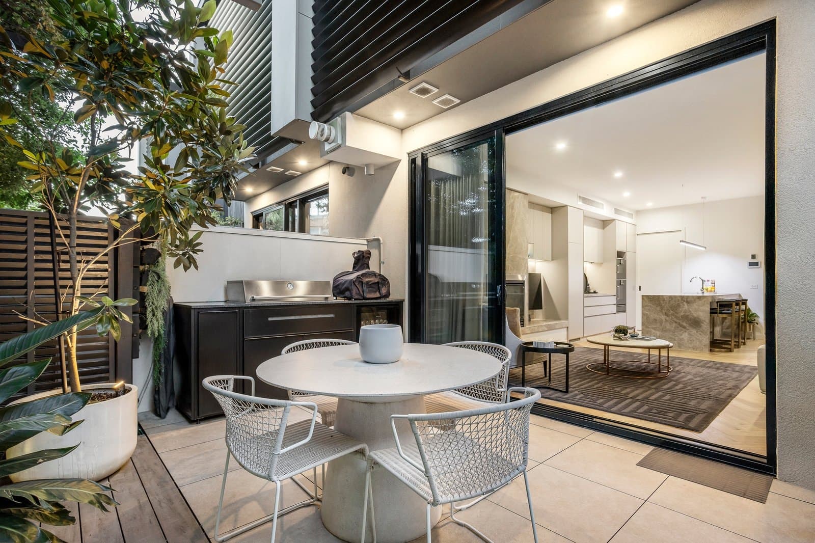 8/99 Pleasant Road, Hawthorn East - Thumbnail 3