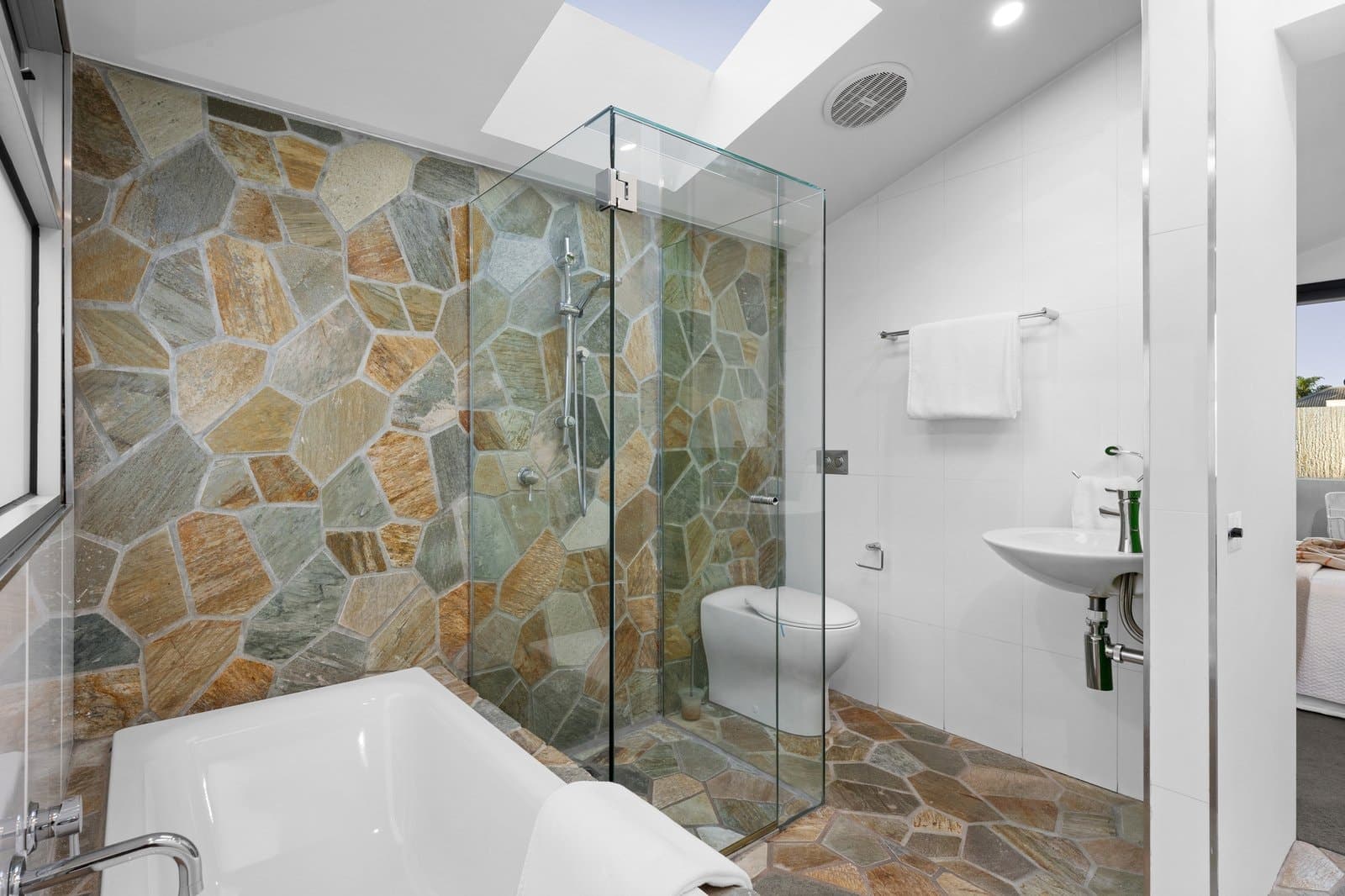 322 Richardson Street, Middle Park - Thumbnail 7