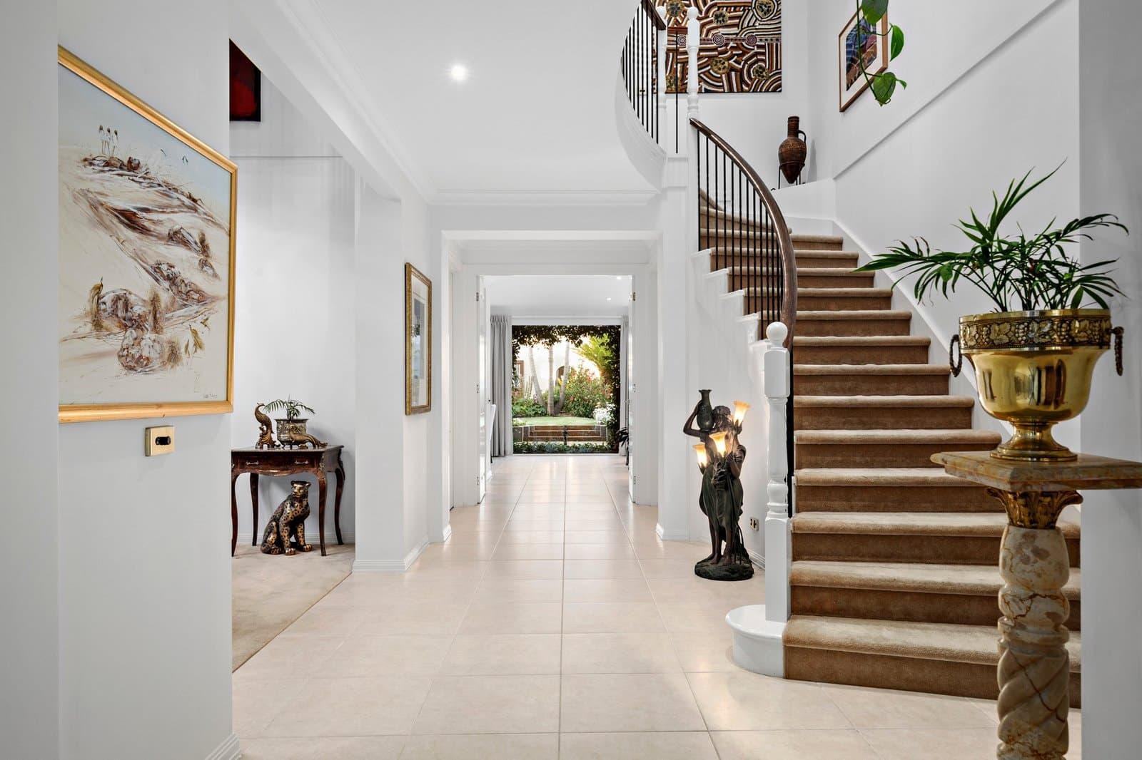 17 Gordon Street, Hampton - Thumbnail 2