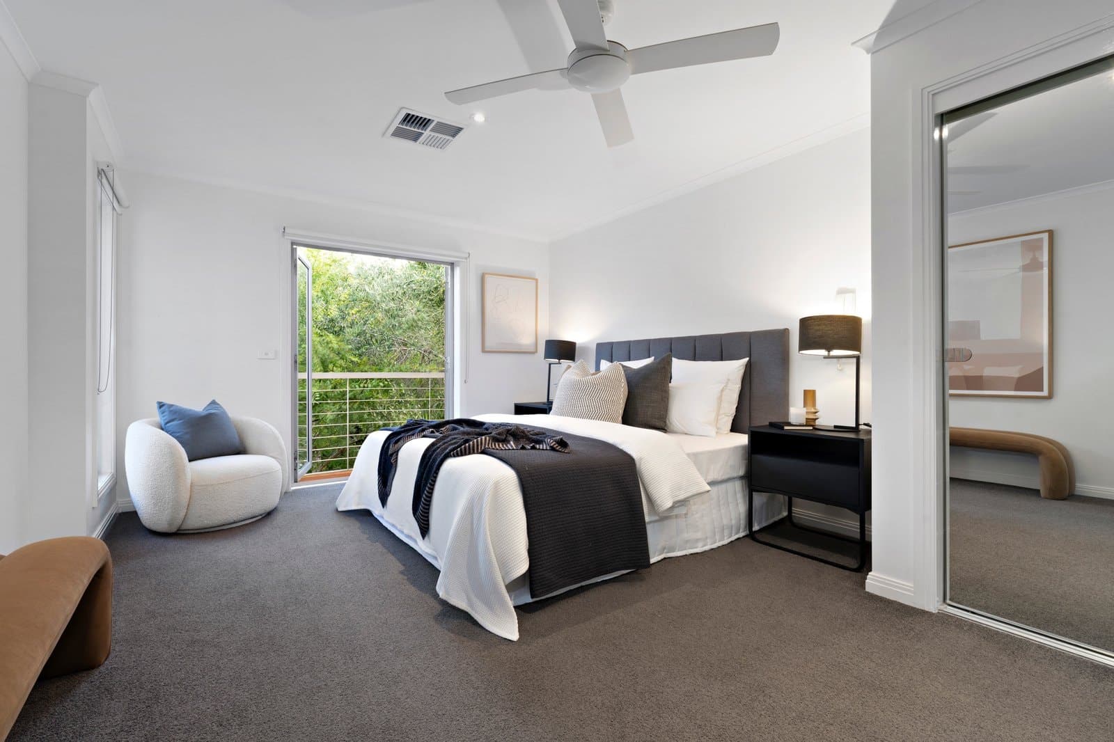 6 The Cove, Port Melbourne - Thumbnail 6