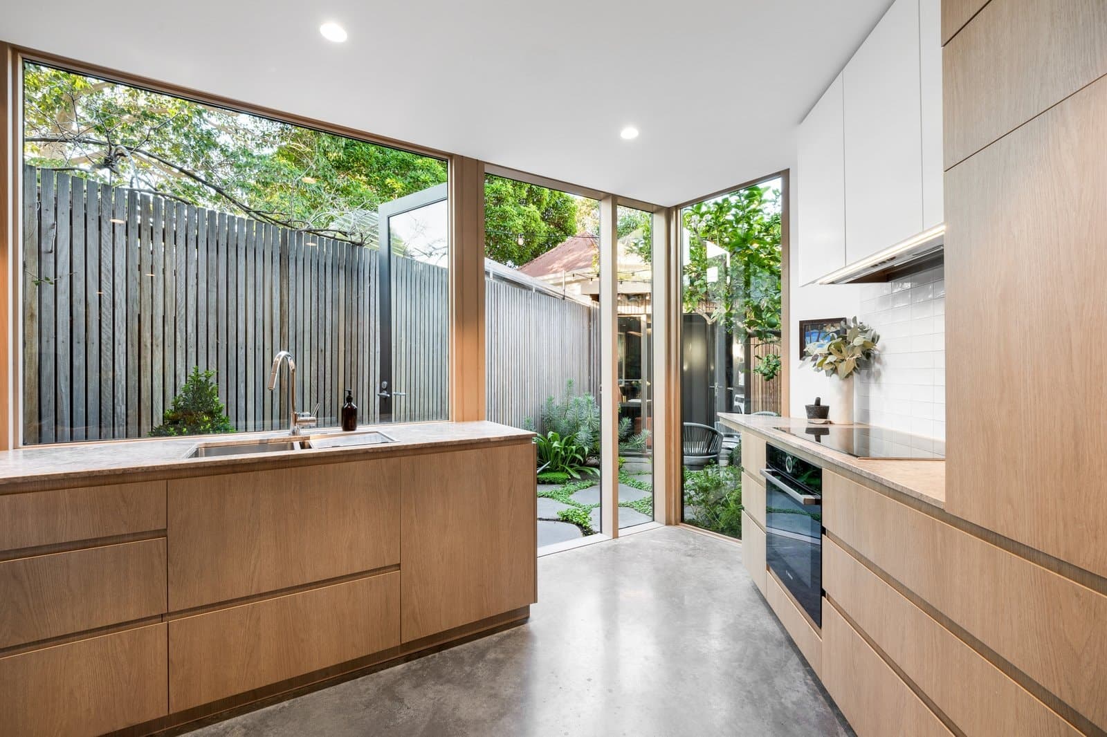 23 Richardson Street, Albert Park - Thumbnail 5