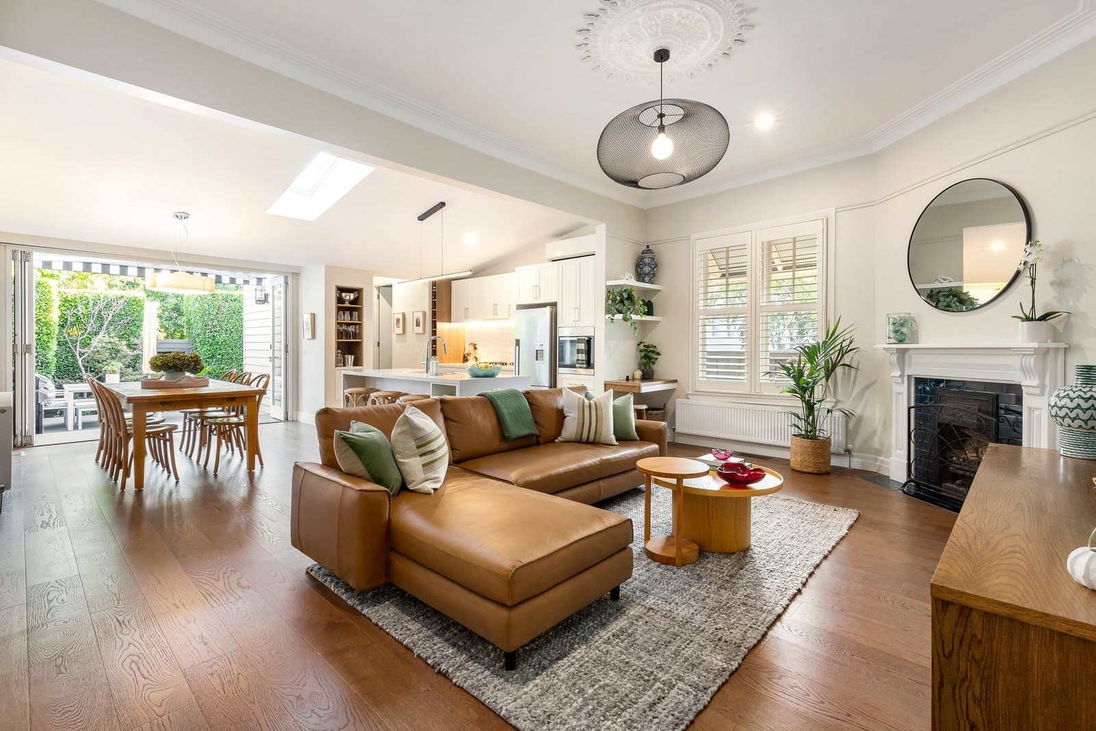 134 Wellington Street, Kew - Thumbnail 2