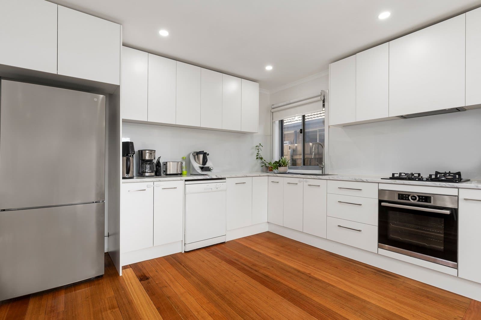 55 Fletcher Street, Moorabbin - Thumbnail 3
