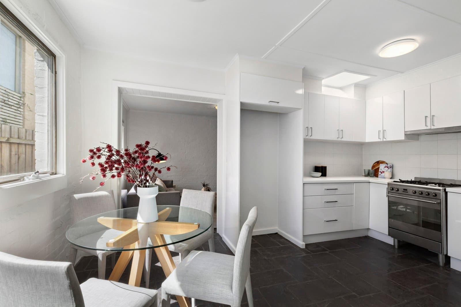 14 Coote Street, South Melbourne - Thumbnail 4