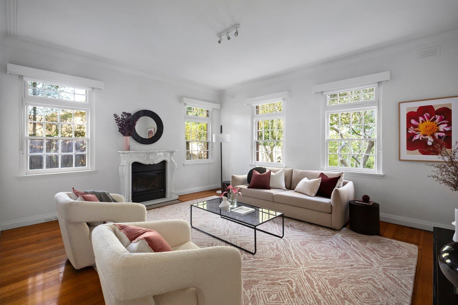 1/5 Moorakyne Avenue, Malvern - Thumbnail 2
