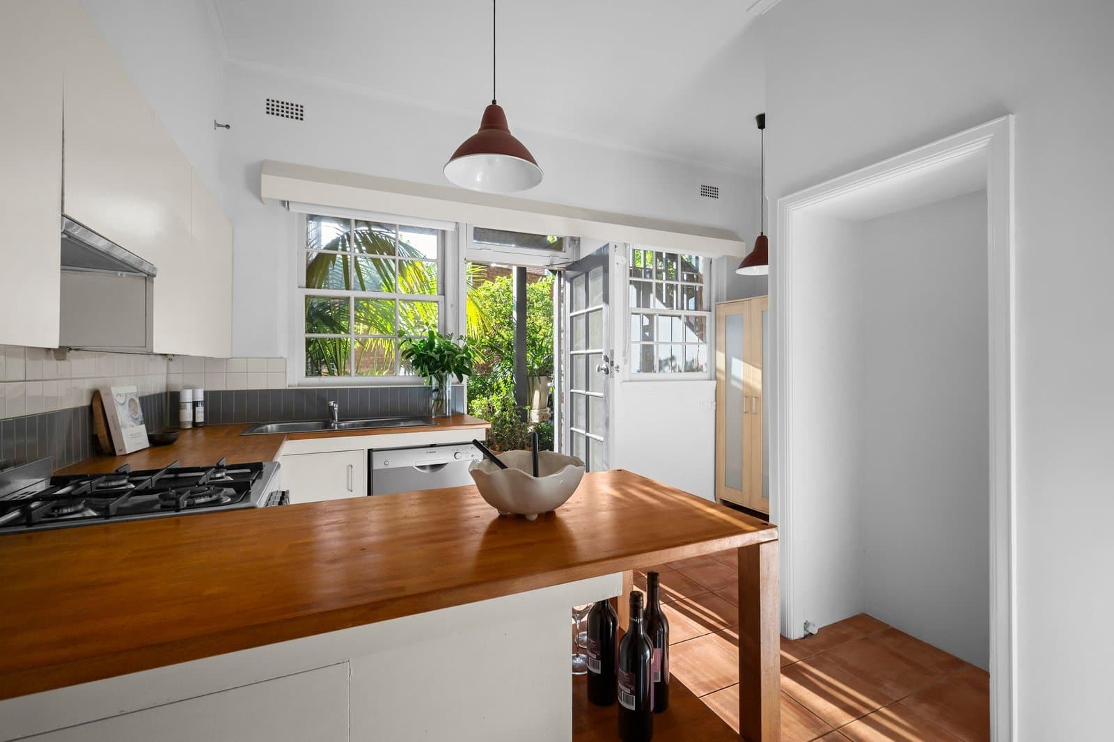 1/5 Moorakyne Avenue, Malvern - Thumbnail 4