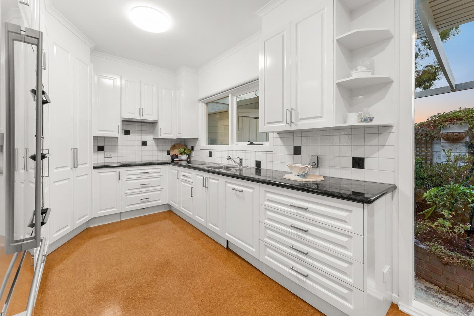 25 Evelina Road, Toorak - Thumbnail 7