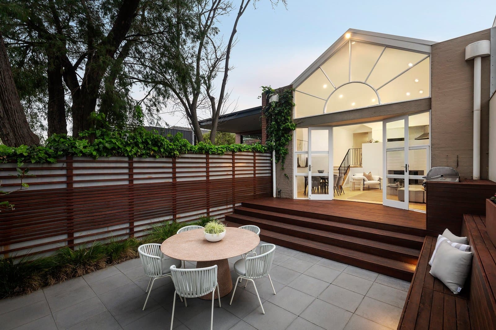 11 Arthur Street, Caulfield North - Image 1