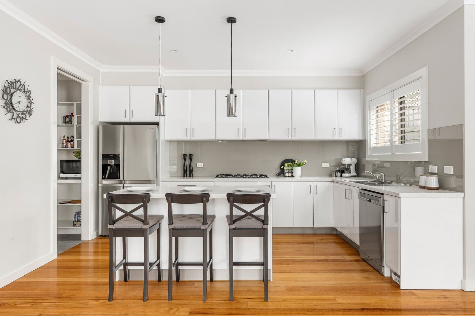 28 Waratah Avenue, Burwood - Thumbnail 4