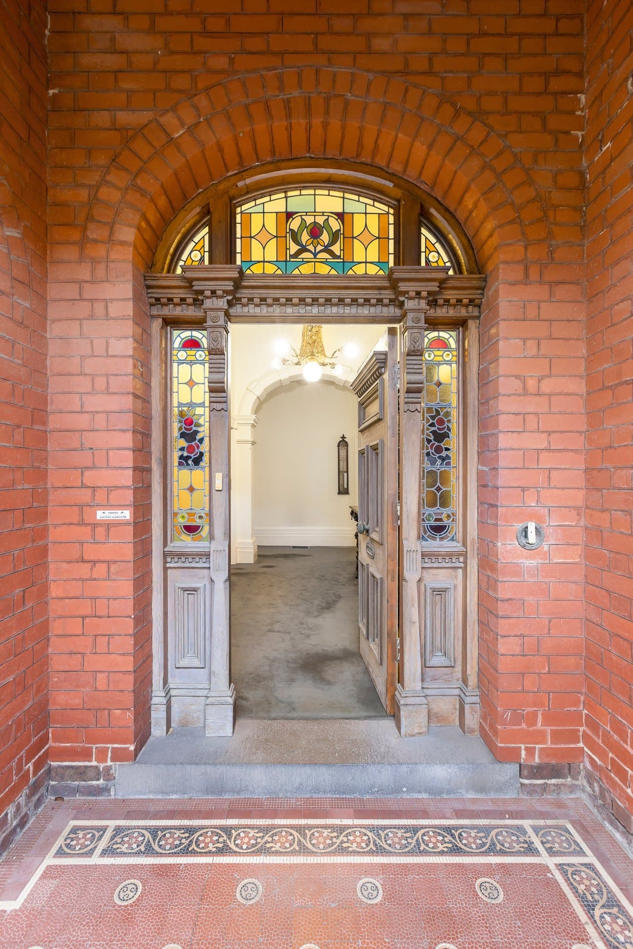 49 Hawthorn Grove, Hawthorn - Thumbnail 2