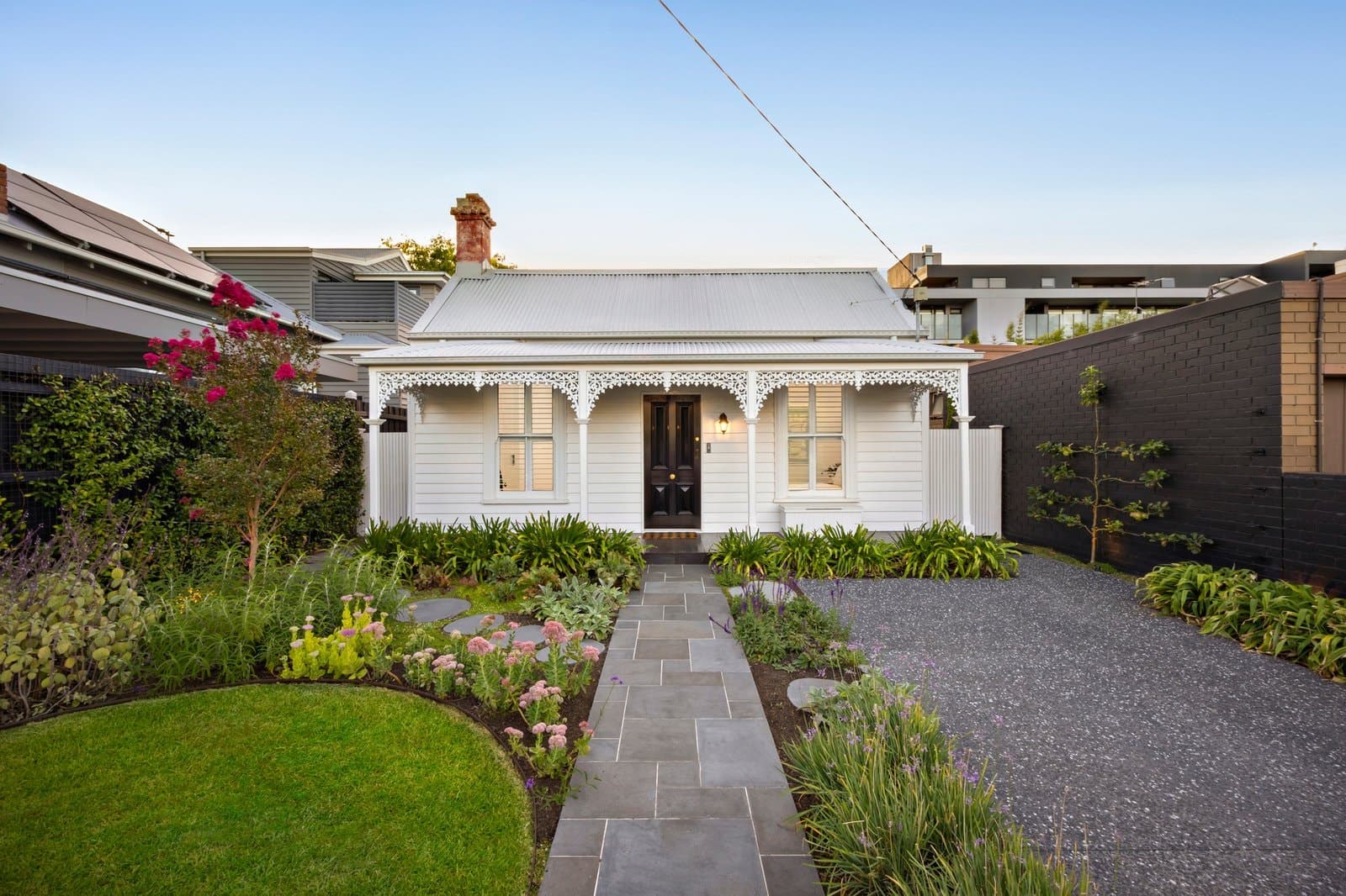 8 Acacia Street, Elsternwick - Image 1