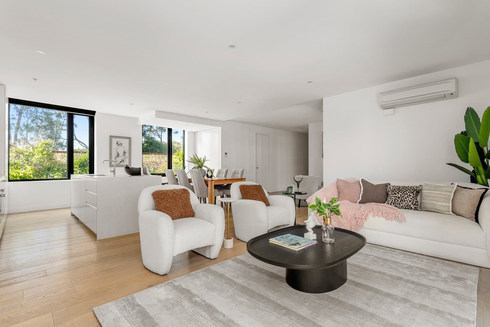 106/17 Lynch Street, Hawthorn - Image 1