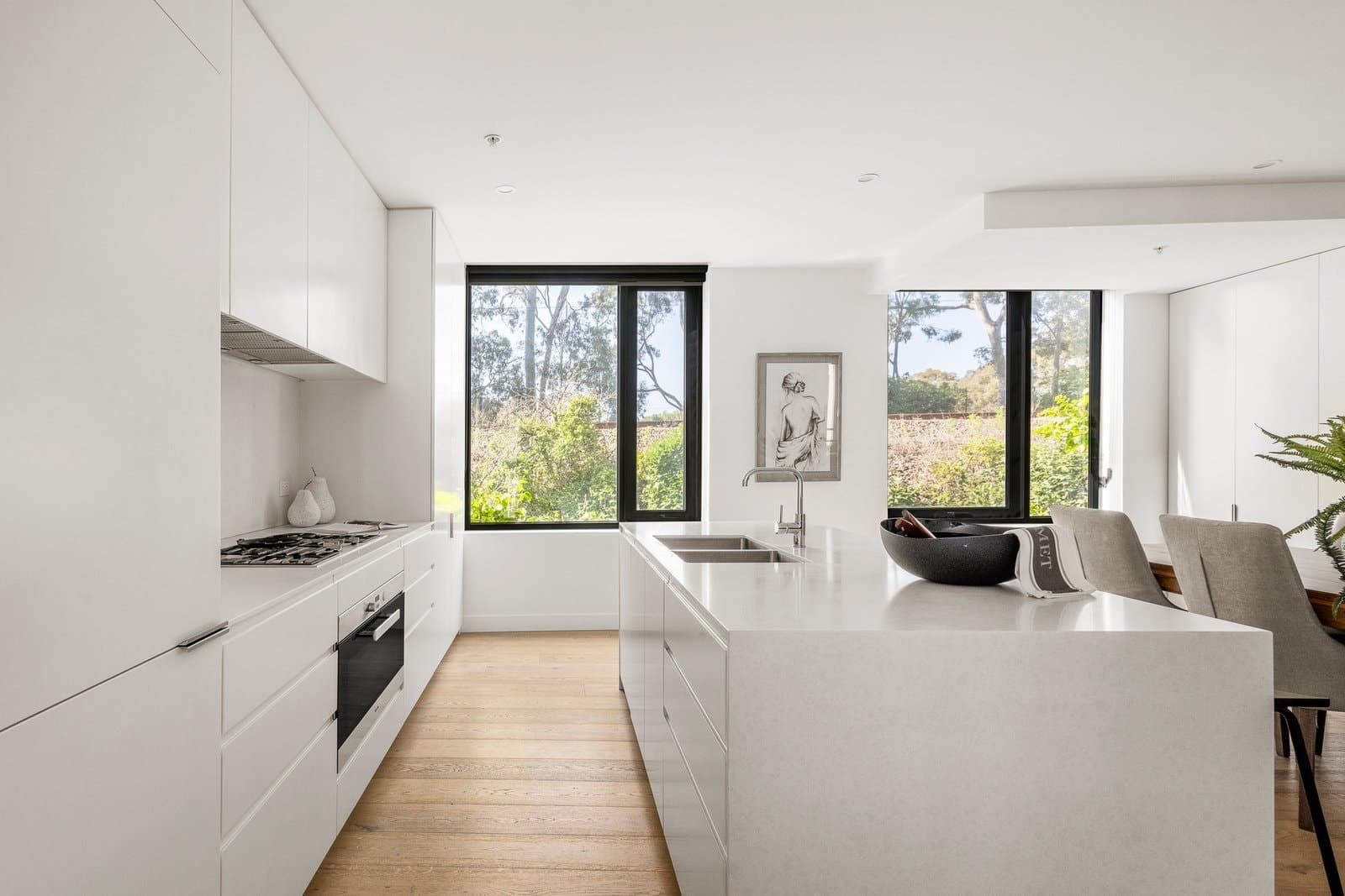 106/17 Lynch Street, Hawthorn - Thumbnail 3