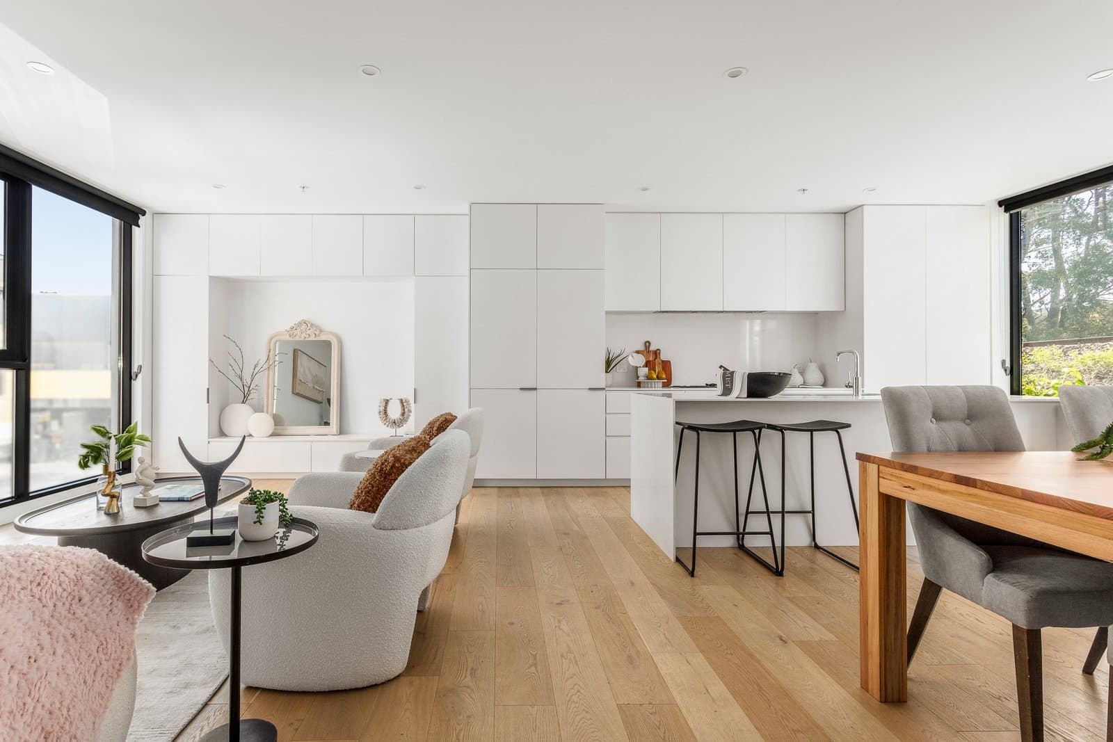 106/17 Lynch Street, Hawthorn - Thumbnail 4