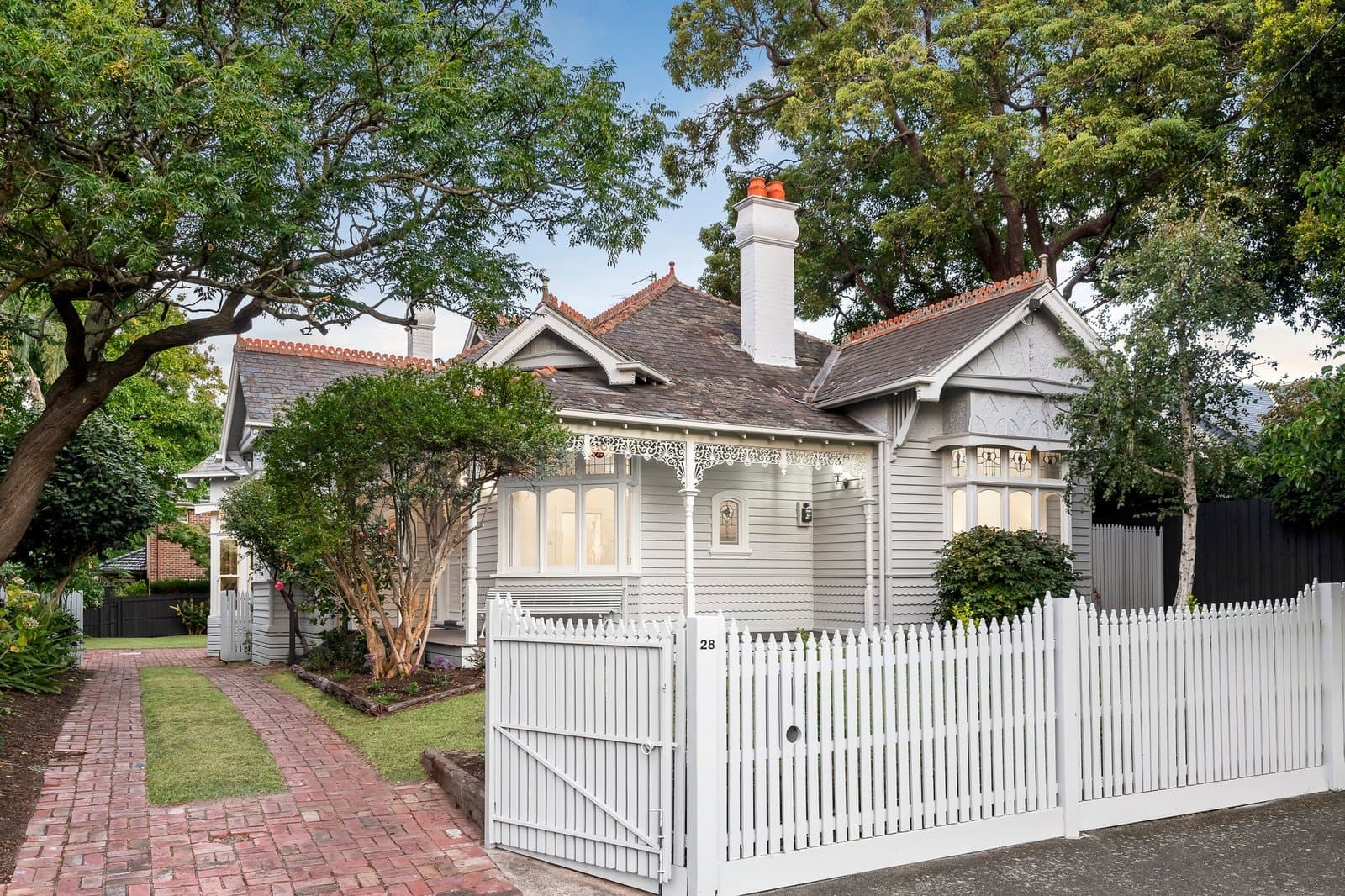28 Uvadale Grove, Kew - Image 1