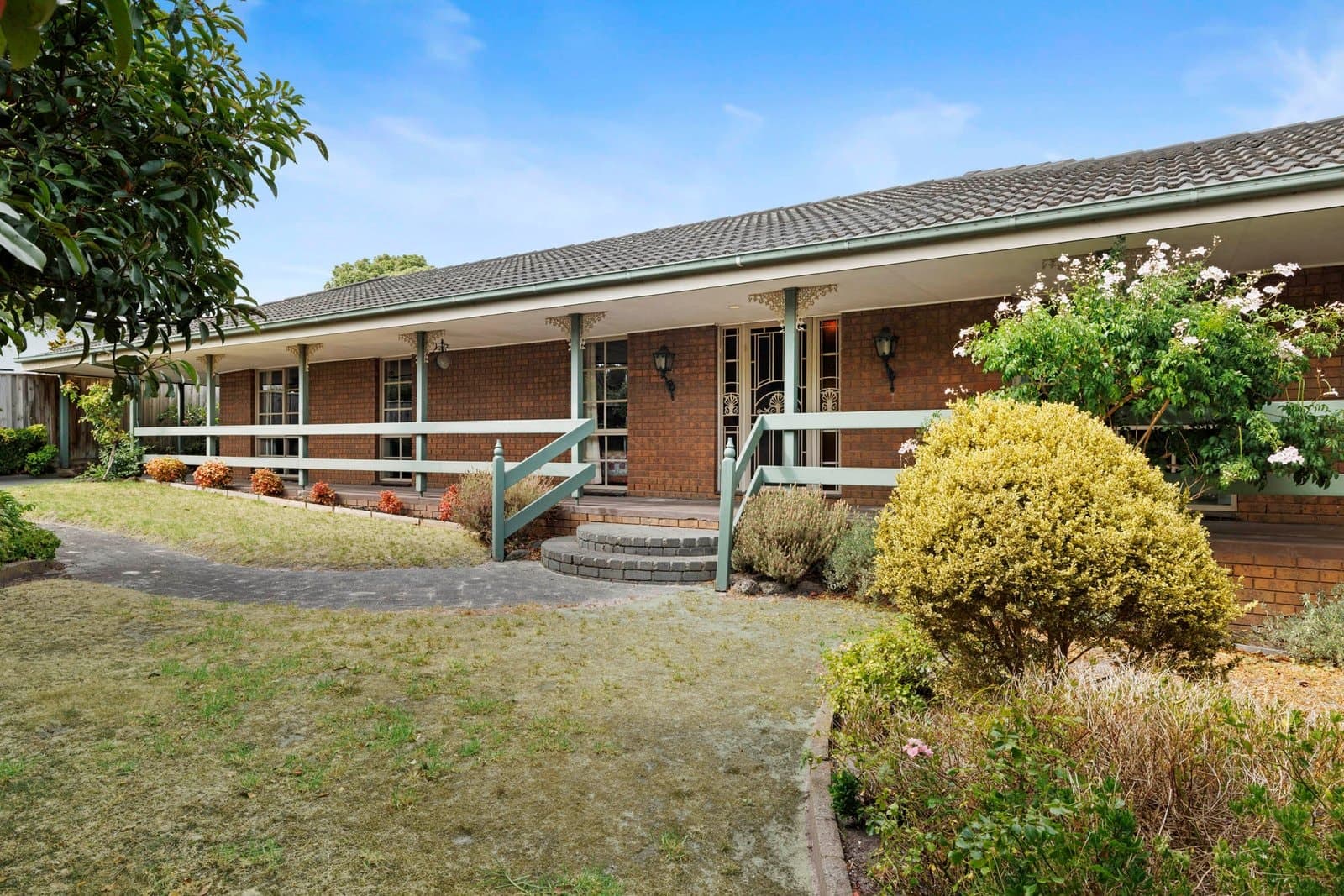 1 St James Crescent, Mount Eliza - Image 1