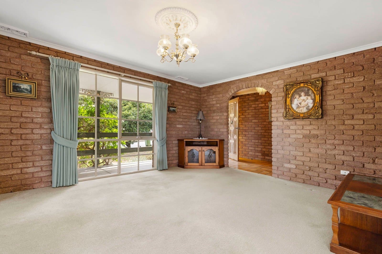 1 St James Crescent, Mount Eliza - Thumbnail 2