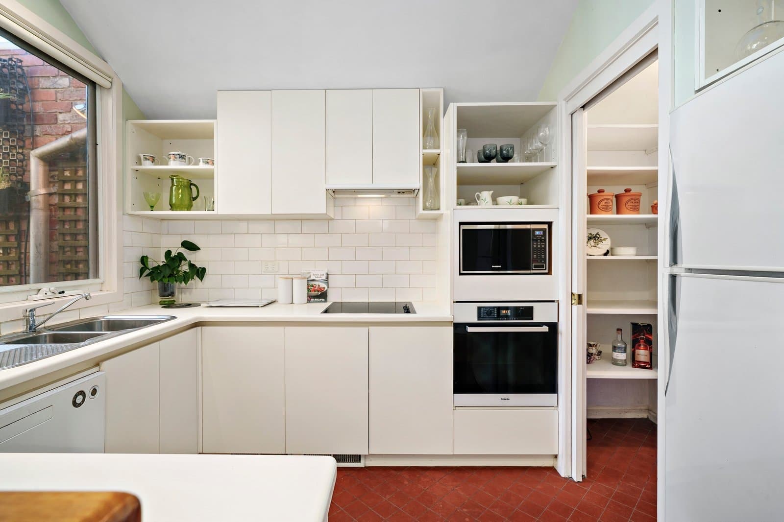39 Langridge Street, Middle Park - Thumbnail 3