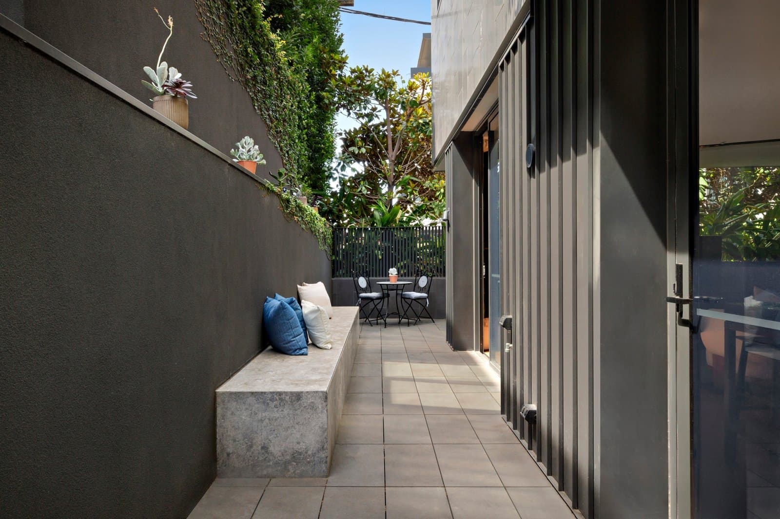 1/19 Chambers Street, South Yarra - Thumbnail 3