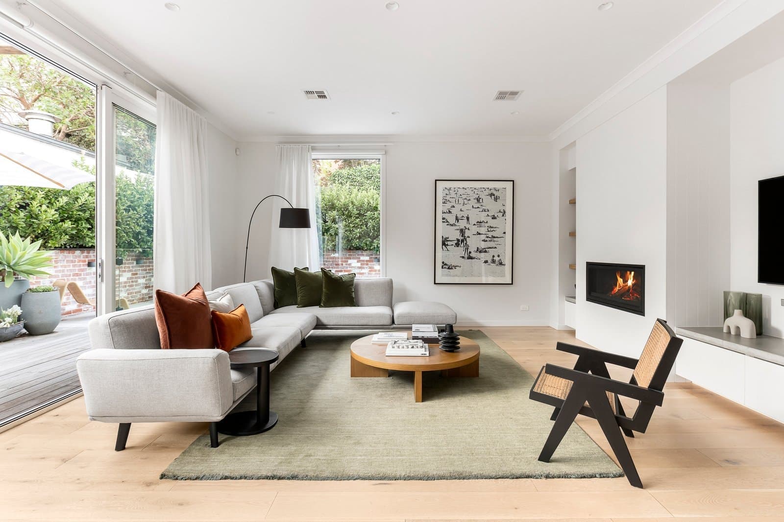 7 Robinson Road, Surrey Hills - Thumbnail 4