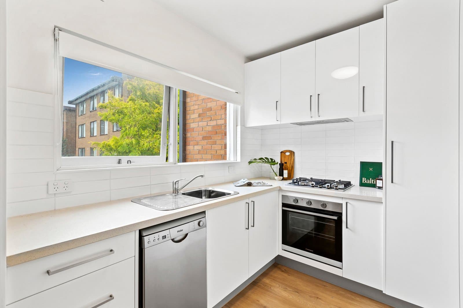 10/86 Park Street, St Kilda West - Thumbnail 3
