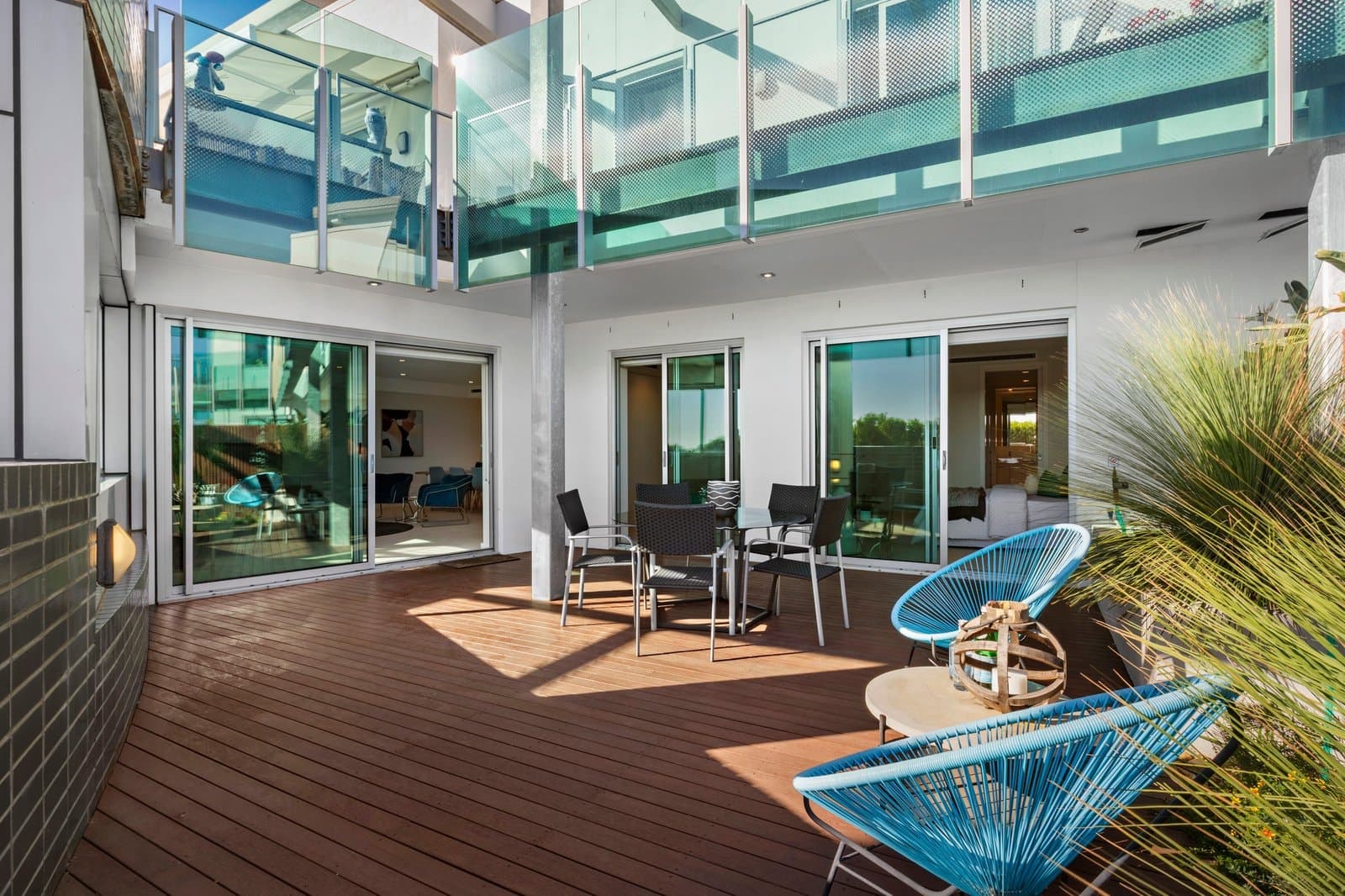 34/15 Beach Road, Hampton - Thumbnail 2