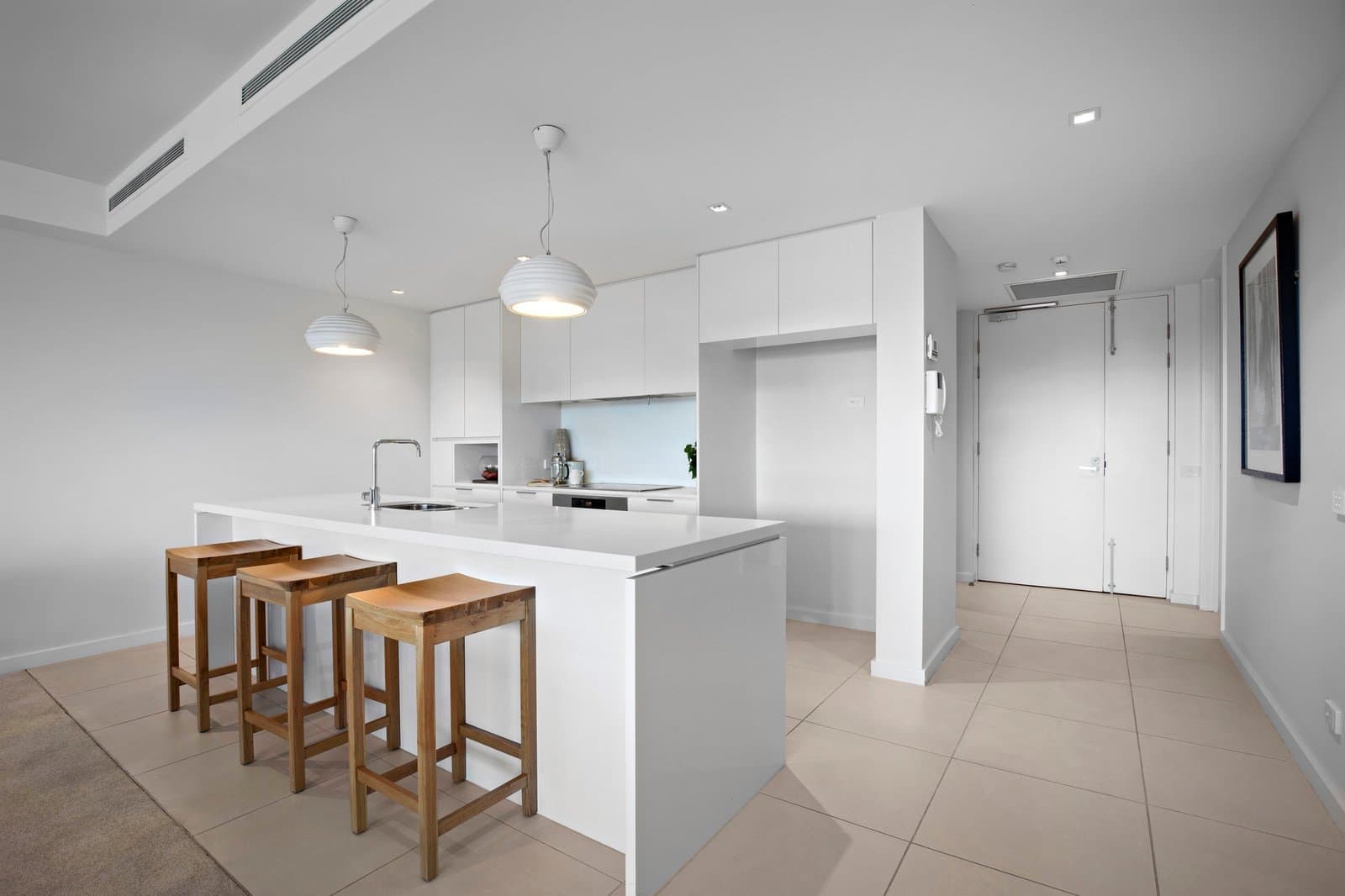 34/15 Beach Road, Hampton - Thumbnail 4