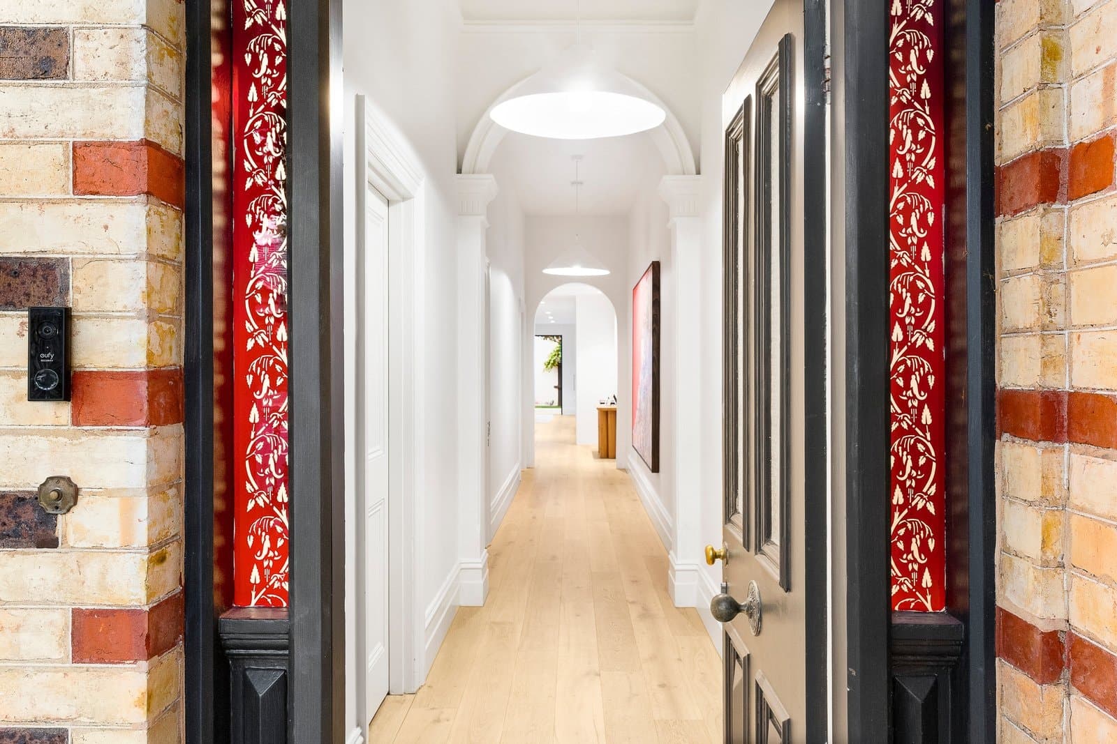 25 Cochrane Street, Brighton - Thumbnail 4