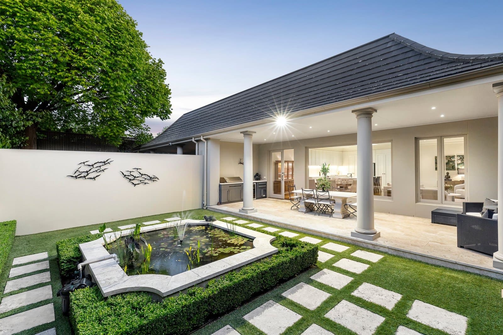 15 Chaucer Crescent, Canterbury - Thumbnail 2
