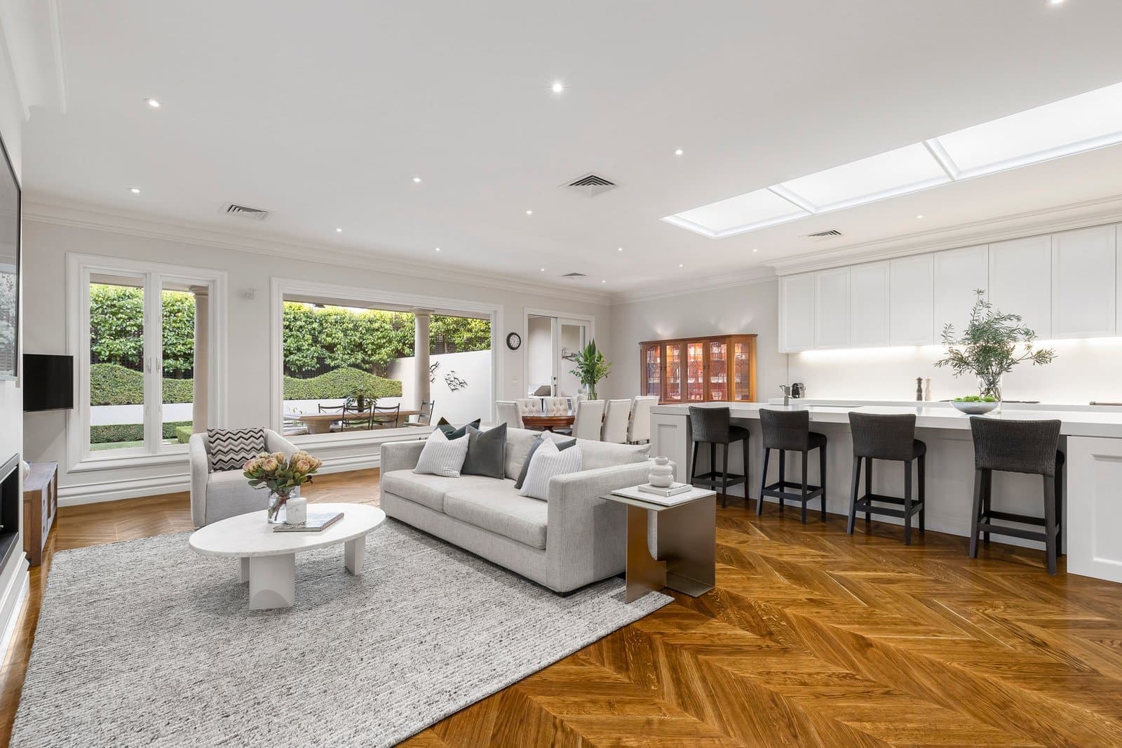 15 Chaucer Crescent, Canterbury - Thumbnail 3