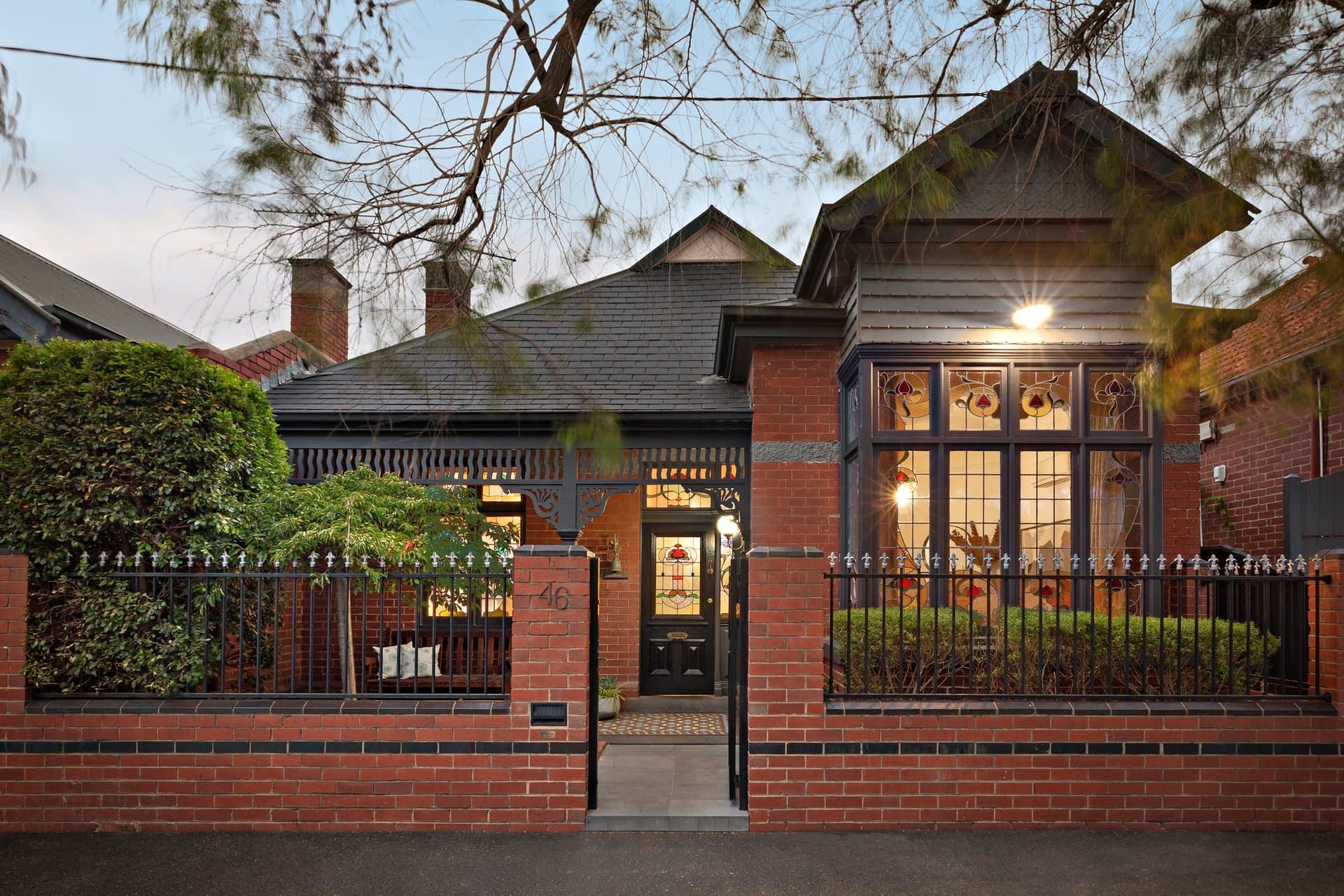 46 Dinsdale Street, Albert Park - Image 1