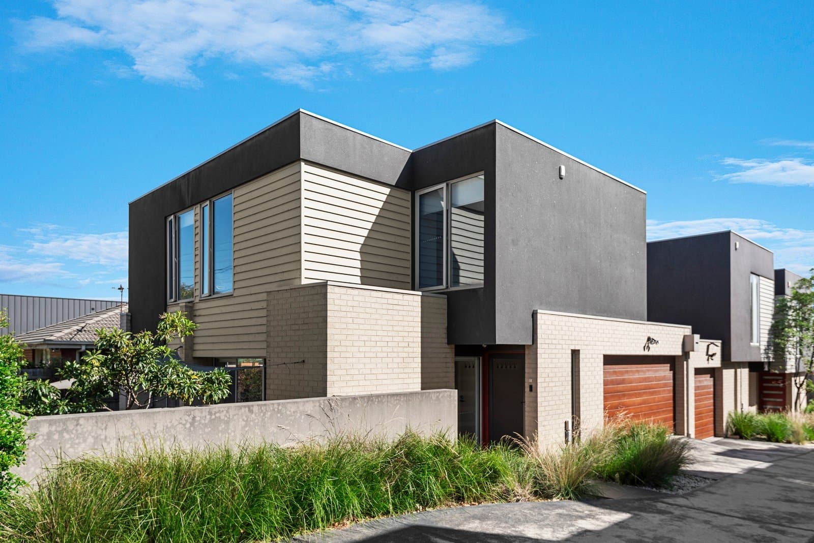 1/411-413 Highbury Road, Burwood - Image 1