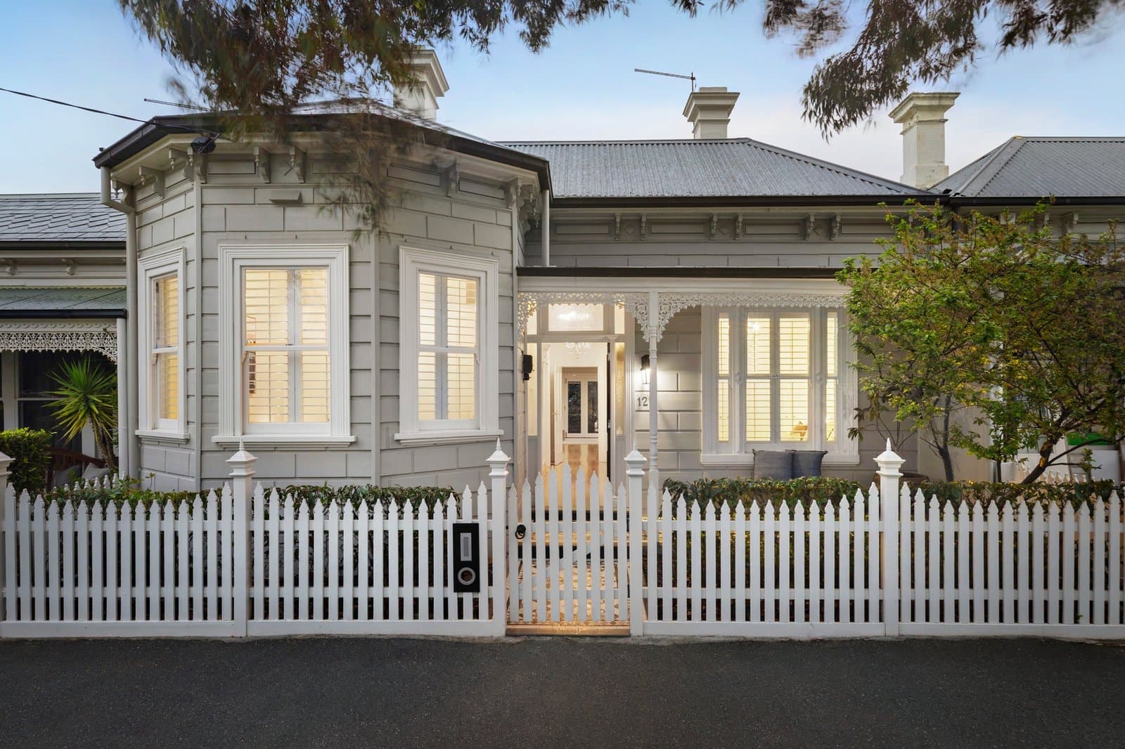 122 Page Street, Albert Park - Image 1