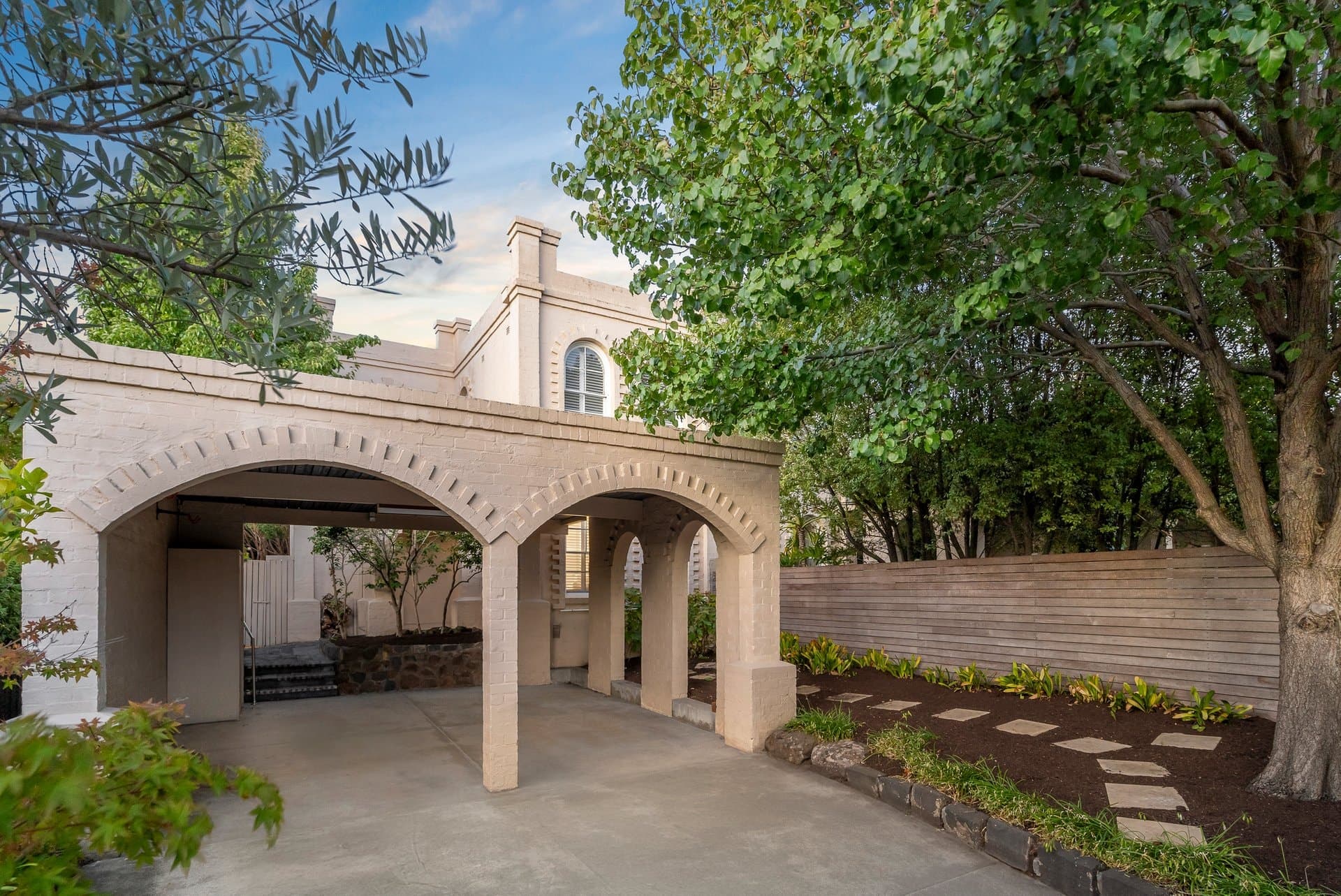 1/109 Barkers Road, Kew - Image 1