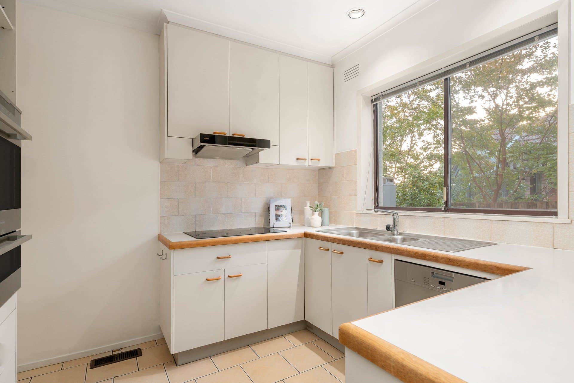 1/109 Barkers Road, Kew - Thumbnail 6
